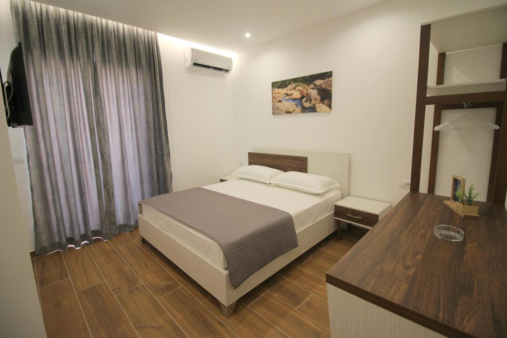 Eden Suites&Apartments Sarandë Exterior foto