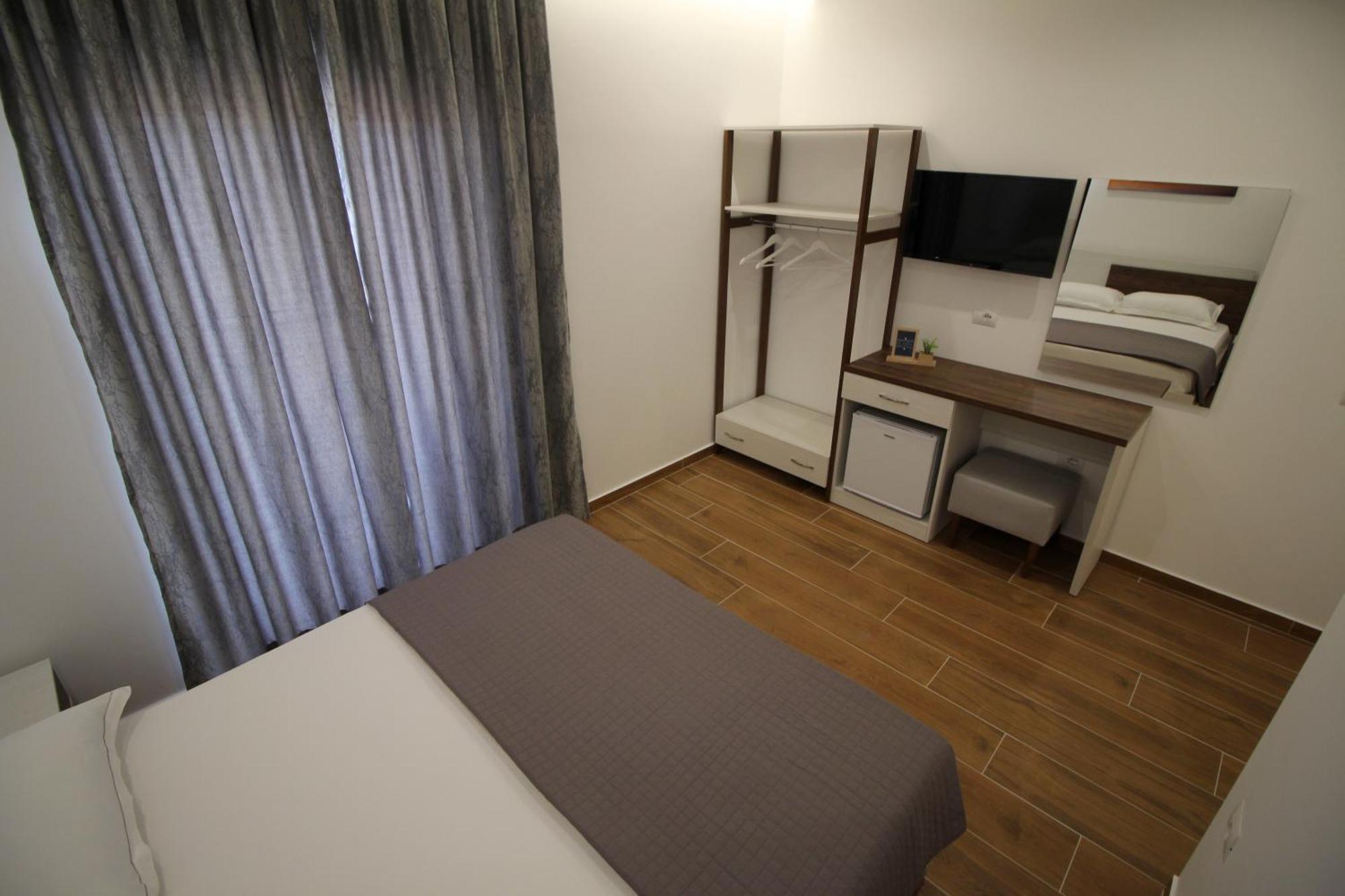 Eden Suites&Apartments Sarandë Exterior foto