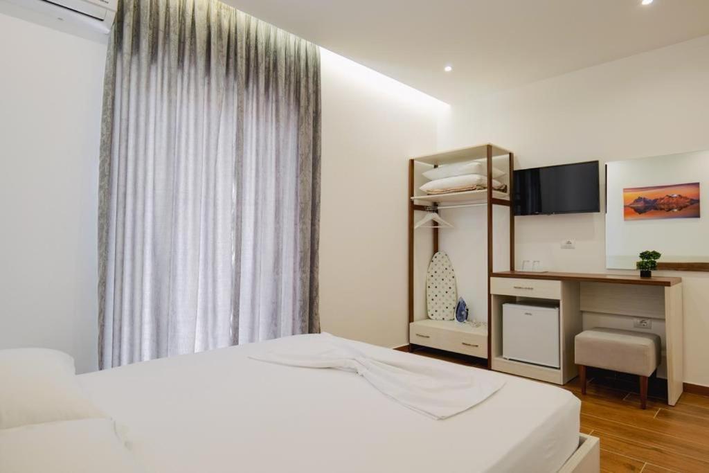 Eden Suites&Apartments Sarandë Exterior foto