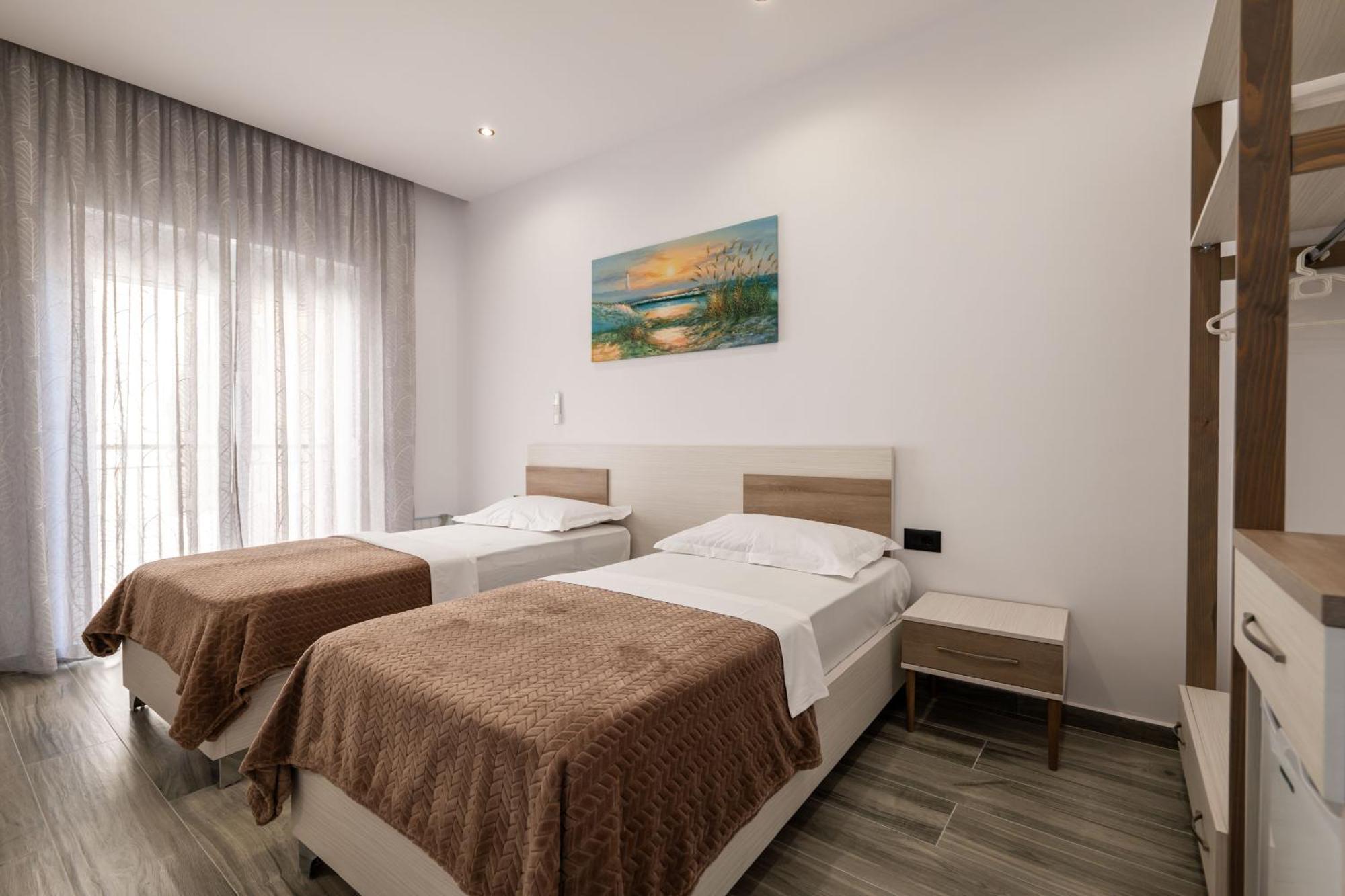 Eden Suites&Apartments Sarandë Exterior foto
